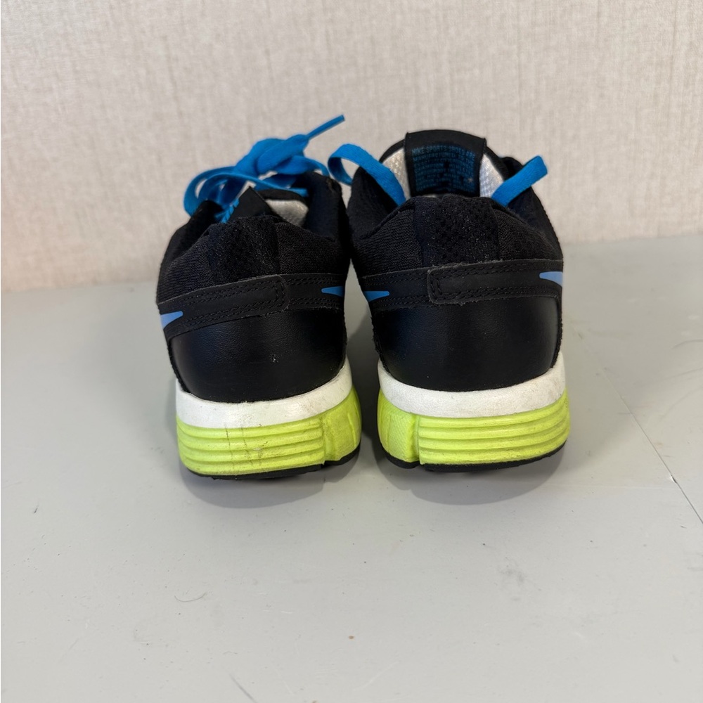 Nike Kids Black and Neon Green Sneakers - Picture 2 of 13
